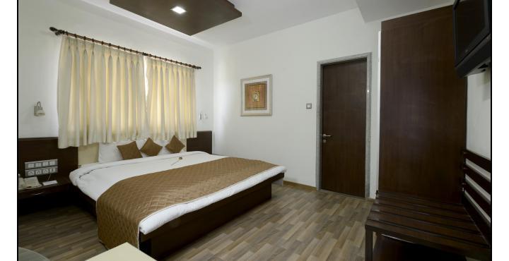Seasons An Apartment Pune