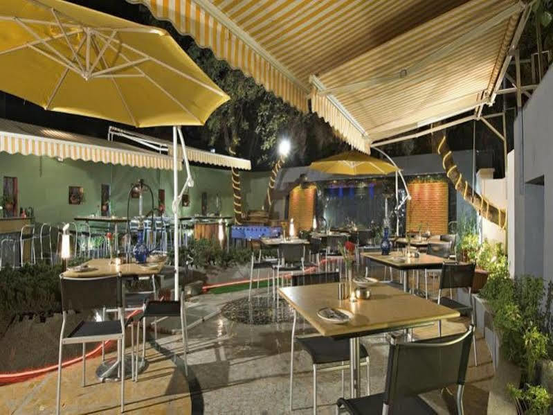 Seasons An Pune
