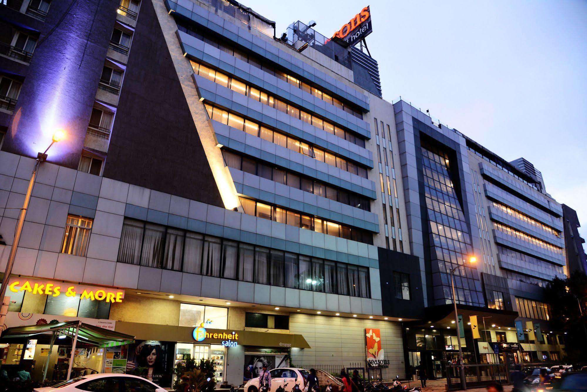 Seasons An Pune